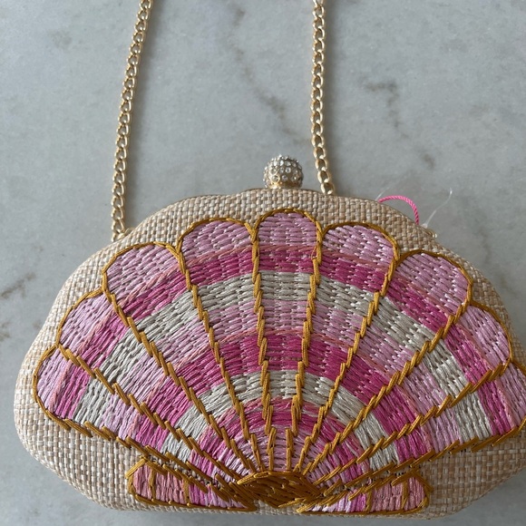 SEASHELL PINK  and NATURAL WHICKER CROSSBODY HANDBAG! New! - Picture 1 of 10